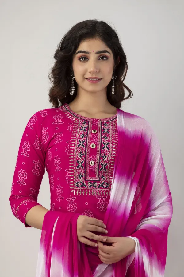 Women_Rayon_Embbroidered_Kurta_And_Palazzo_With_Dupatta_Set